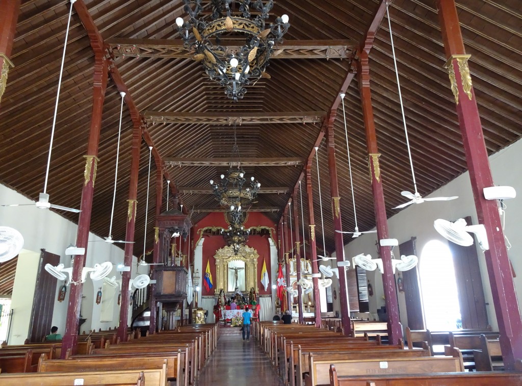 St. Augustin Iglesia, Mompos