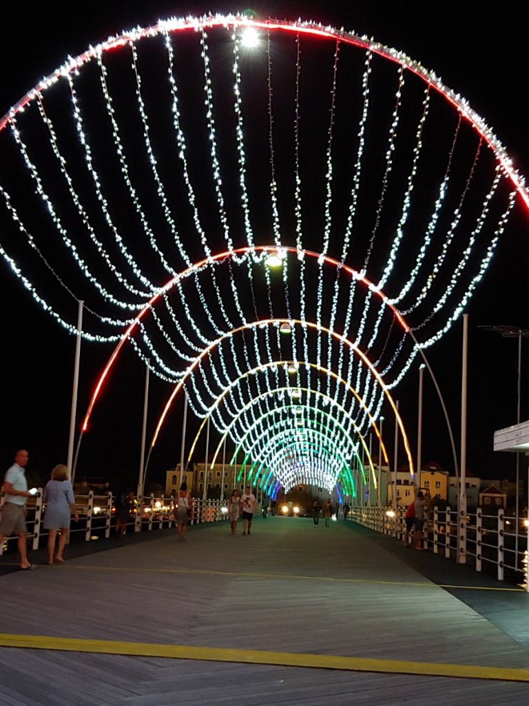 Queen Emma Bridge, Willemstad Curacao